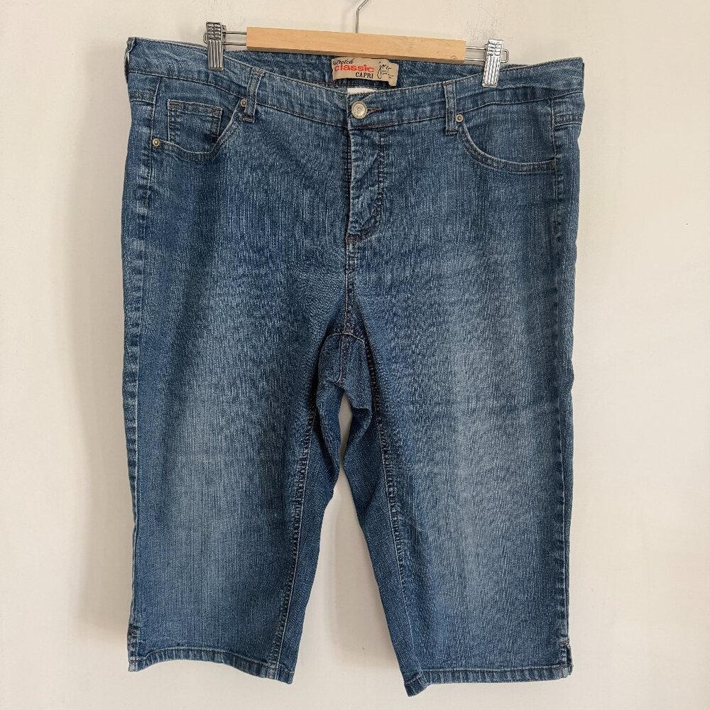 Just My Size Woman Blue Denim Stretch Classic Capri Jeans Plus Size 20